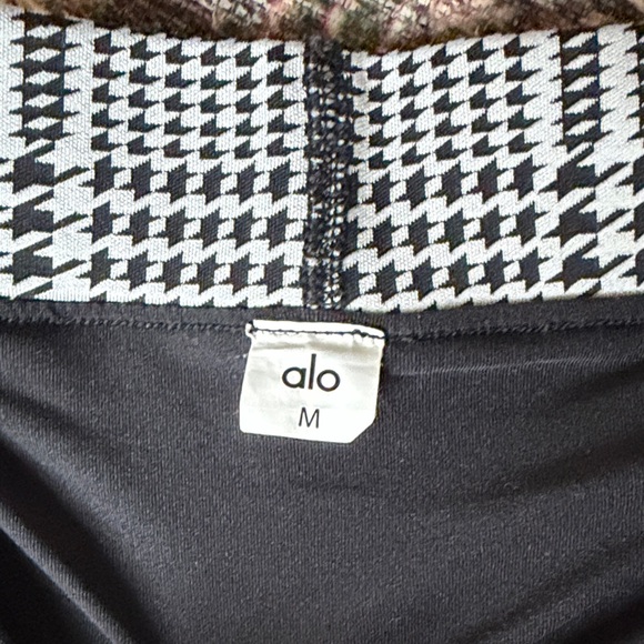 ALO Tennis Skort - Picture 3 of 6